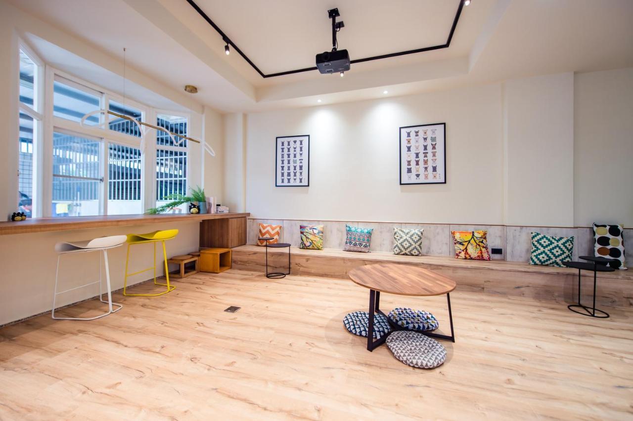 I am here B&B Tainan Exterior foto